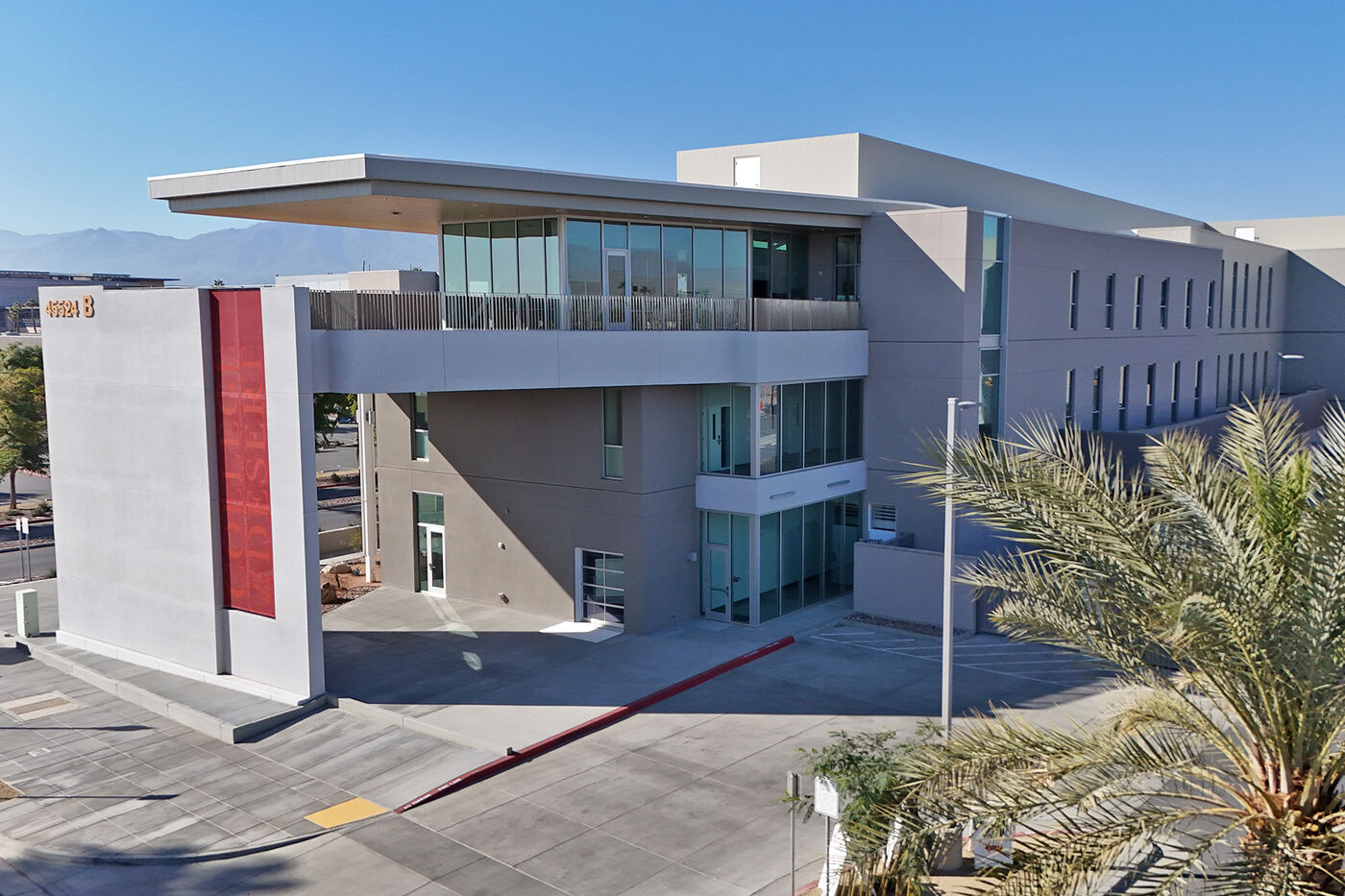 College of the Desert glazing project in Indio, CA