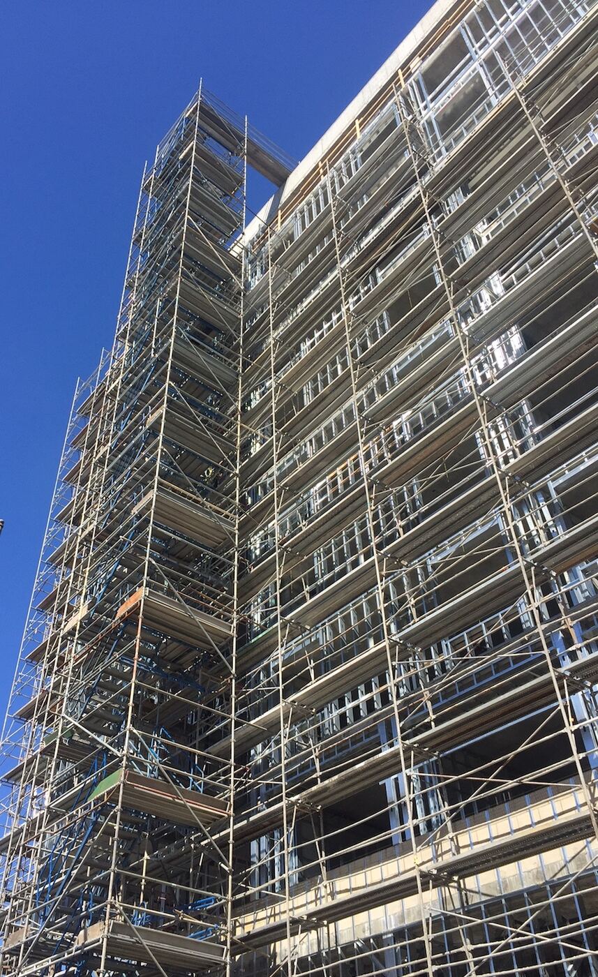 Hyatt Place glazing project in Glendale, CA