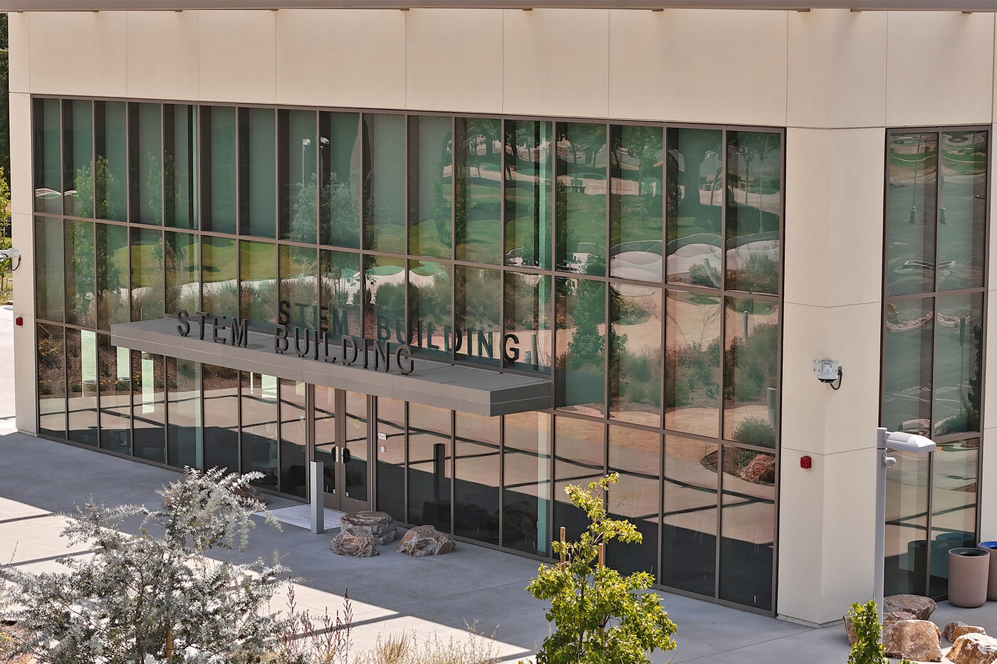 Mt San Jacinto College glazing project in San Jacinto, CA