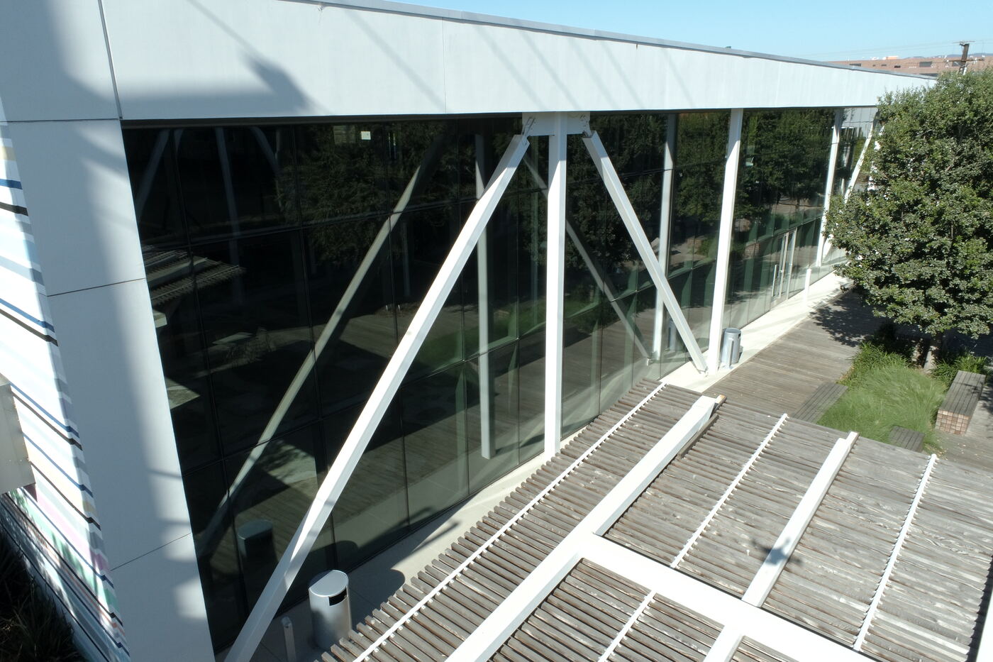 Papermate Pen Factory glazing project in Santa Monica, CA