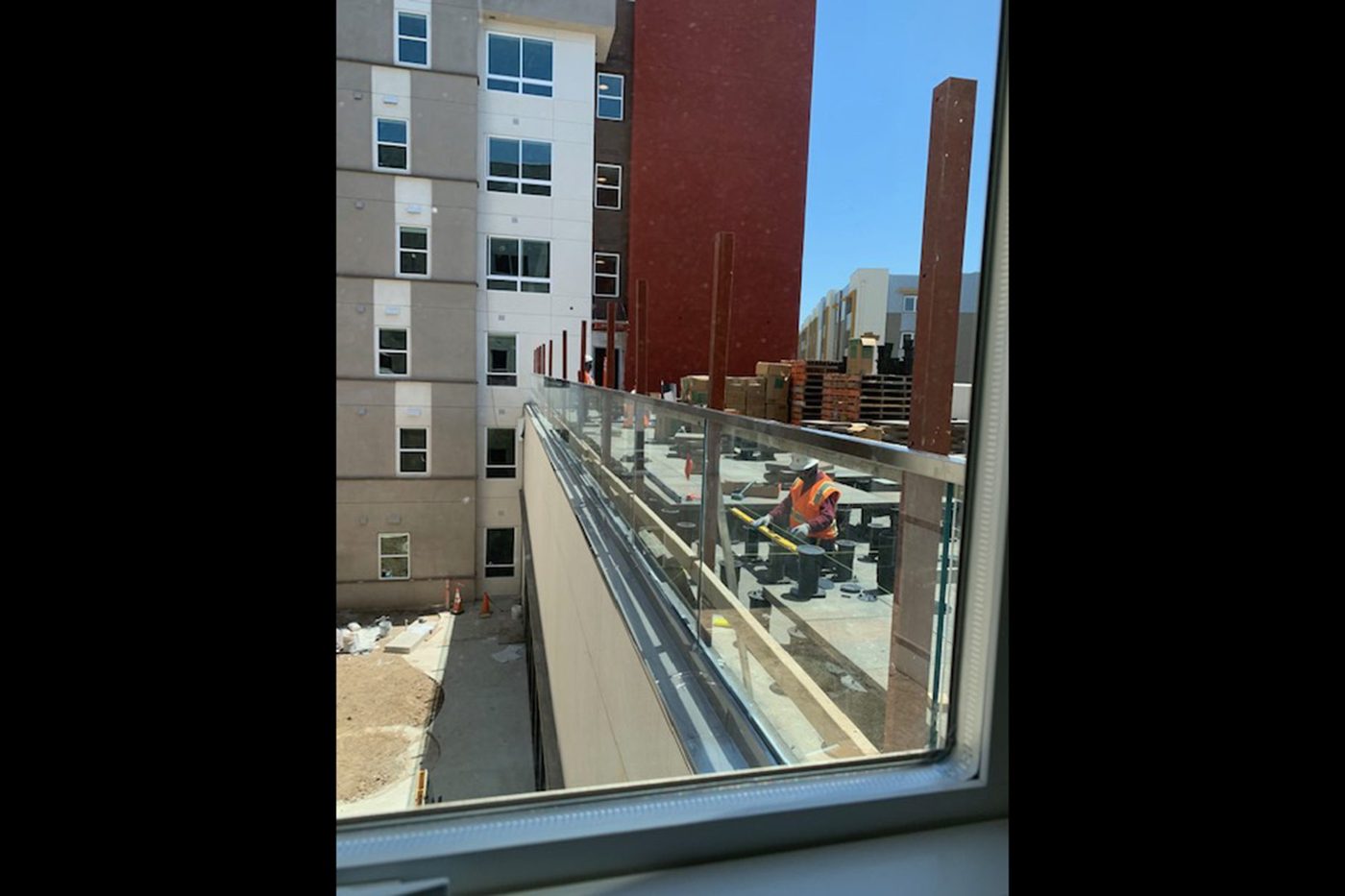 USC HSC Housing glazing project in Los Angeles, CA